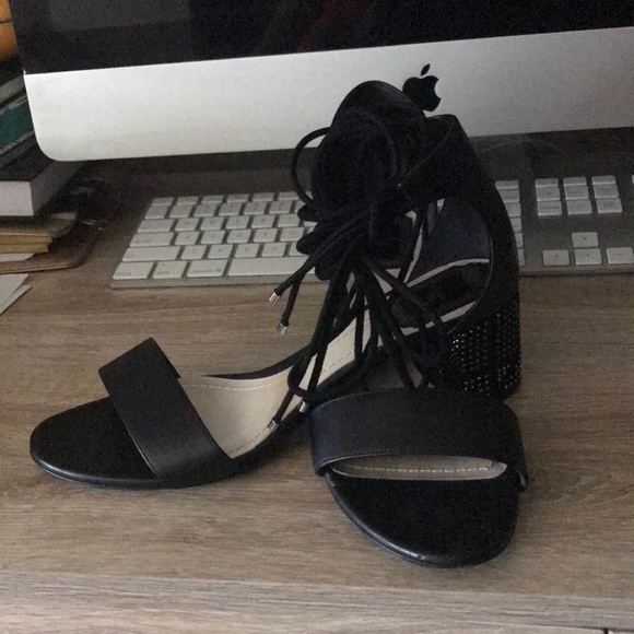 Christian Dior Stellar 55 black leather pump - Picture 3 of 6